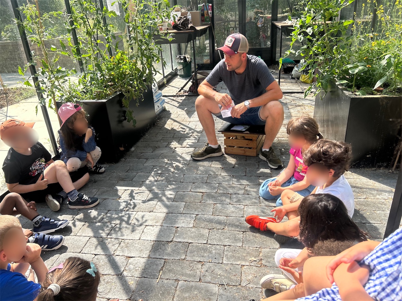 Clé sur Poule à l'école